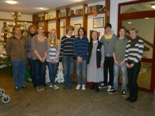 Gruppenfoto mit den Schülern vom Gymnasium Johanneum Wadersloh